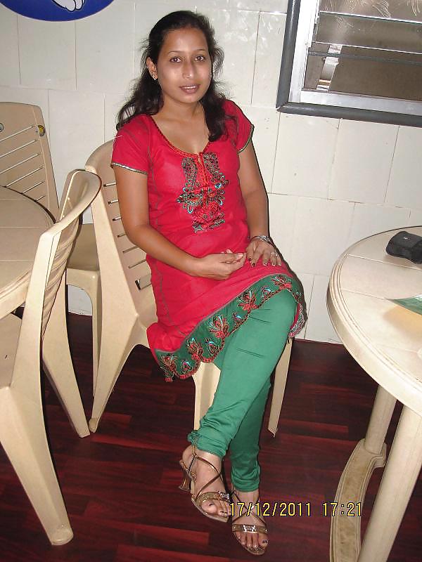 Indian Haus Wife3a #8826024