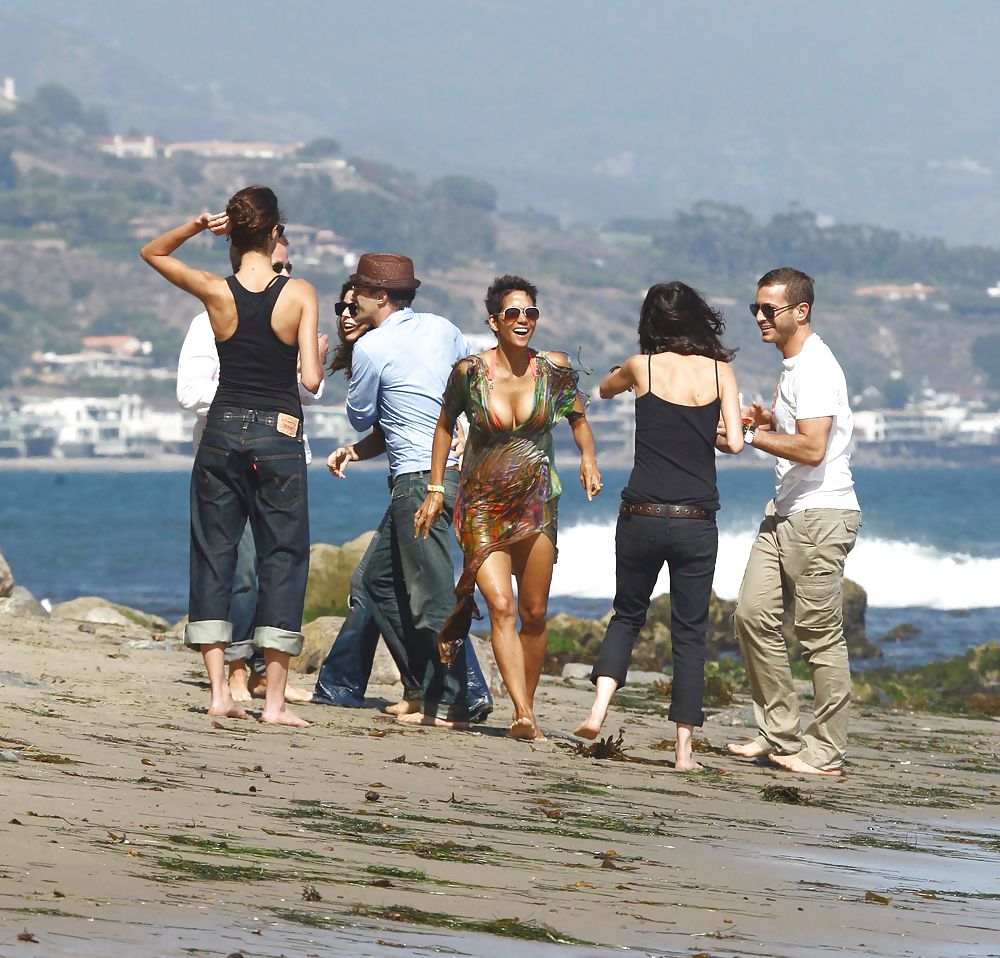 Halle Berry - wearing a bikini top at a Malibu beach #5935706