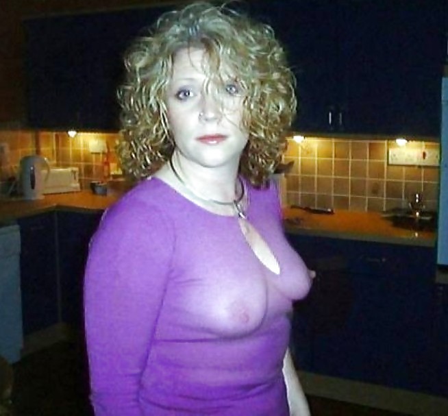 Braless 85
 #5509768