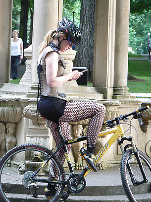 Bicycle car girl #2538183