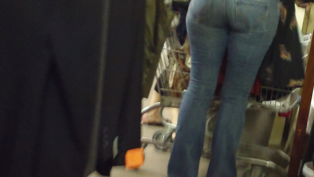 Sexy big teen butt & ass in bulging blue jeans #9176439