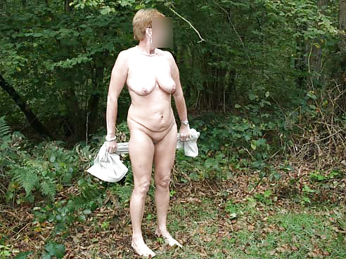 Old slut nude outside (dumped by her ex) #2538865