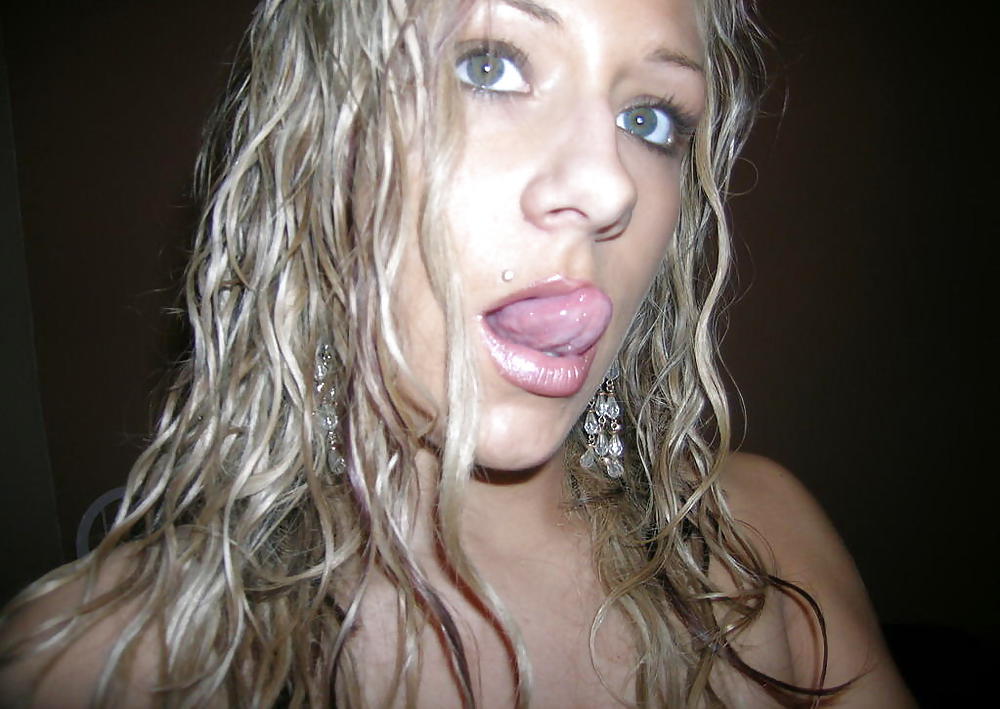 Self pics of hot blonde teen with perfect body #3418504