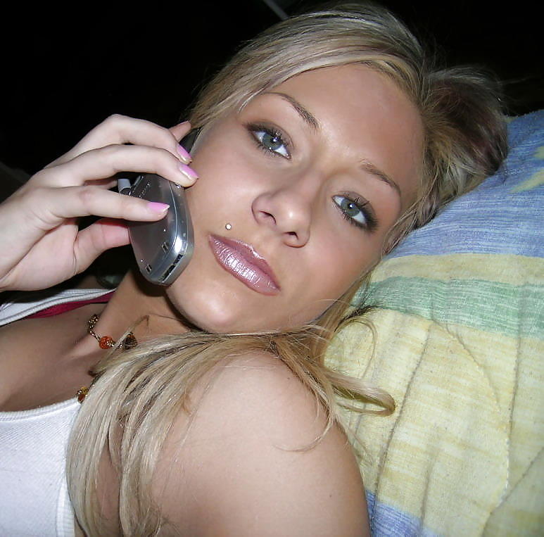 Self pics of hot blonde teen with perfect body #3418592
