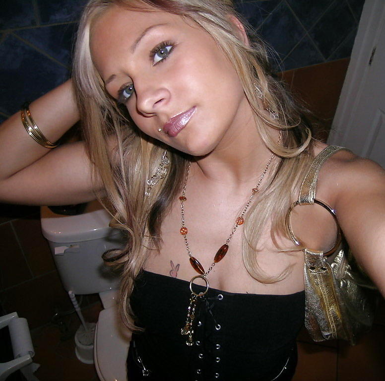 Self pics of hot blonde teen with perfect body #3418861