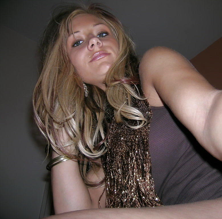 Self pics of hot blonde teen with perfect body #3418928