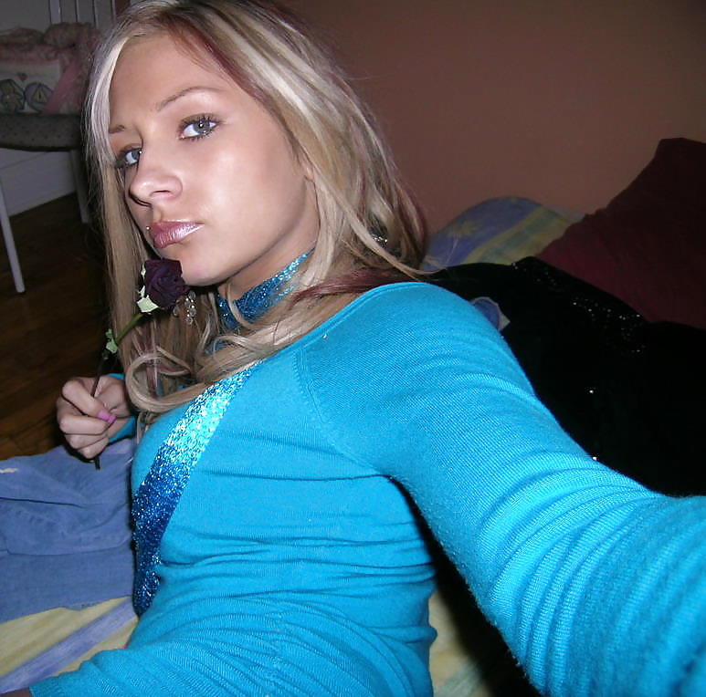 Self pics of hot blonde teen with perfect body #3419122