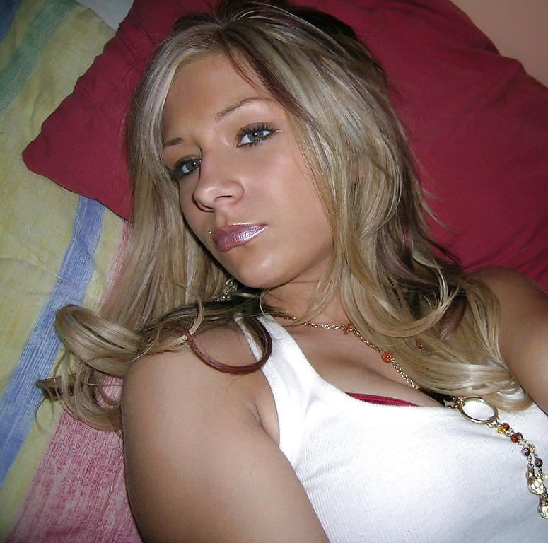 Self pics of hot blonde teen with perfect body #3419194