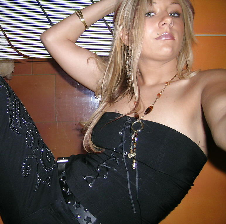 Self pics of hot blonde teen with perfect body #3419302