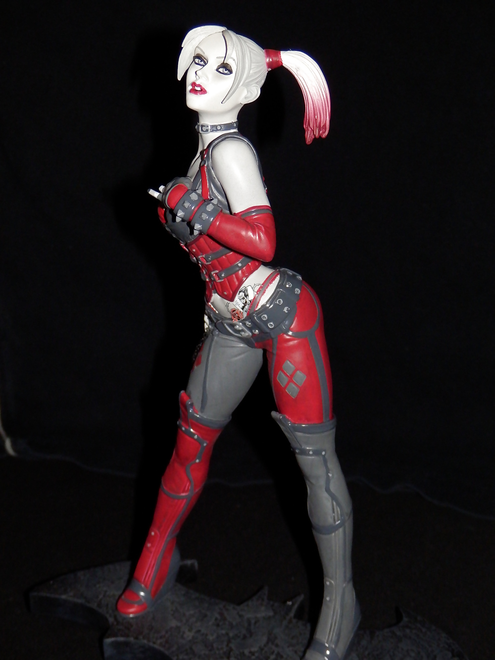 Harley Quinn.statue Cumbatth #19395774