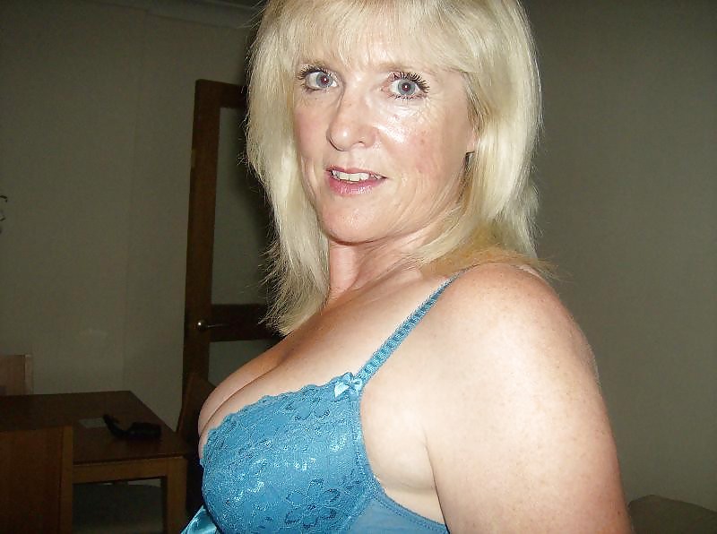 Uk mature wife lou 57
 #6845930