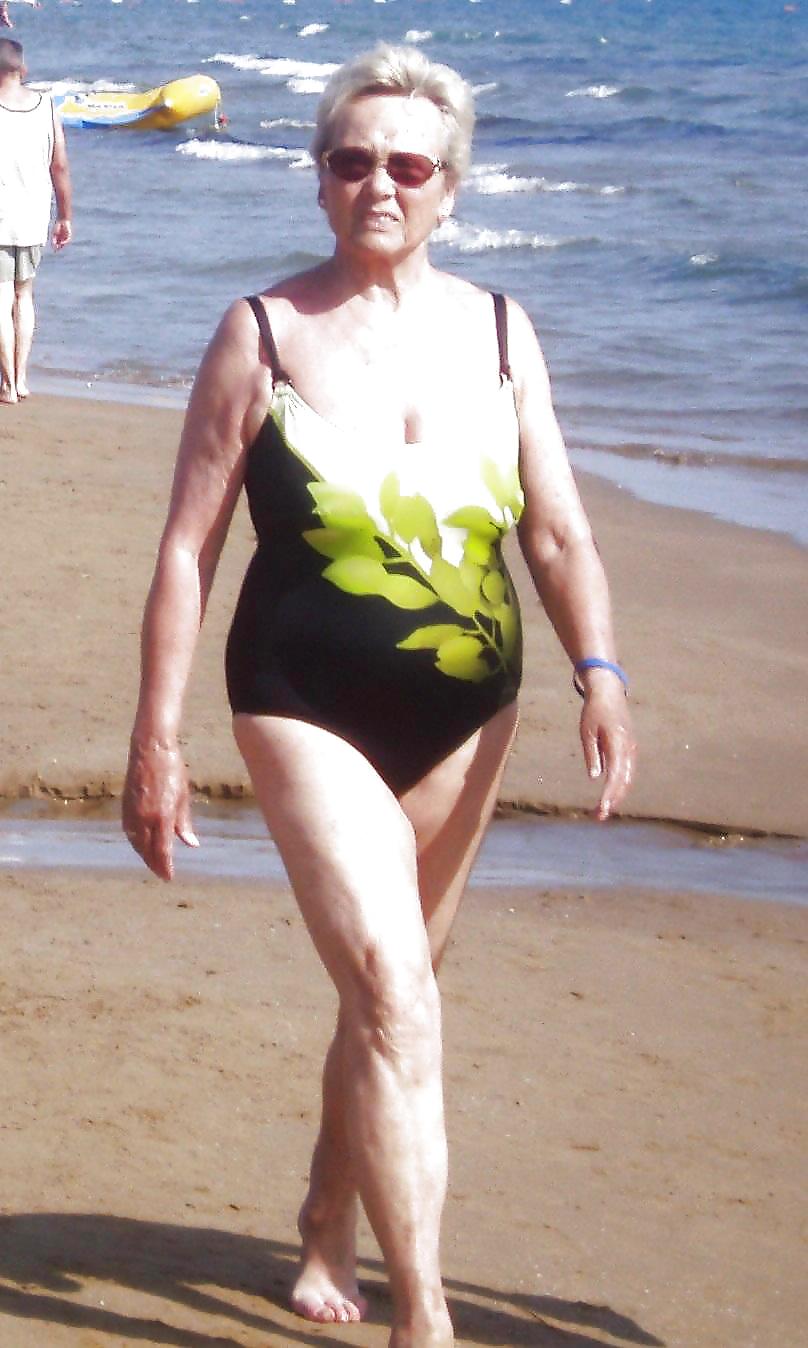 Grannies in Swimwear 2 #22581612