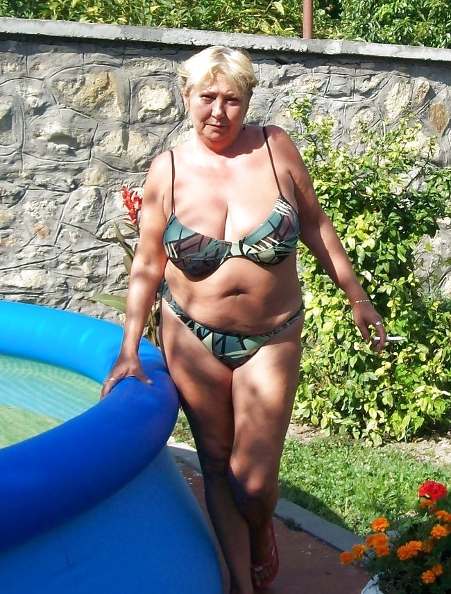 Grannies in Swimwear 2 #22581683