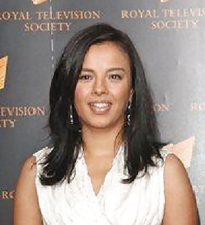 Liz bonnin gran polla chupando labios 2
 #14658448