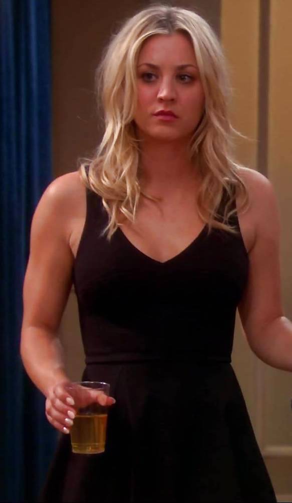 Kaley cuoco
 #18240675