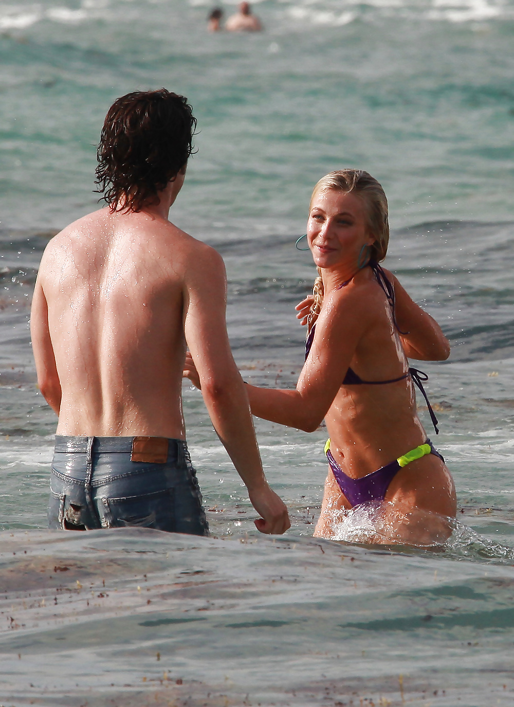 Julianne Hough In Bikini filming Rock of Ages in Miami #3951213
