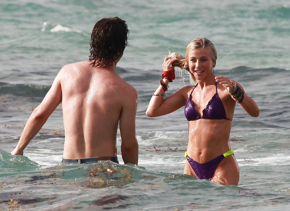 Julianne Hough In Bikini filming Rock of Ages in Miami #3951748