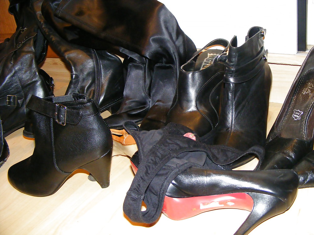 Sie ist weg  #4509999