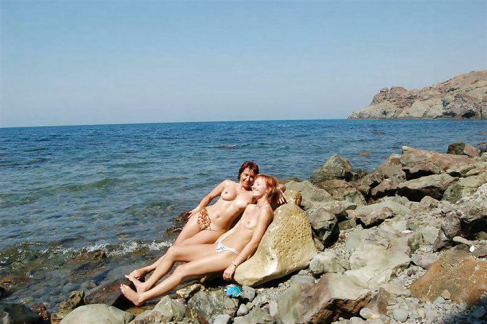 裸のビーチの楽しみ
 #3551432