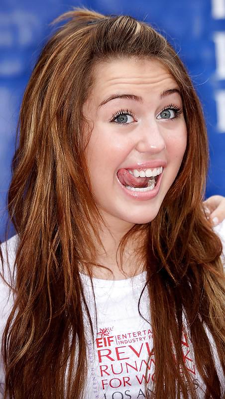 Miley Cyrus #3323008