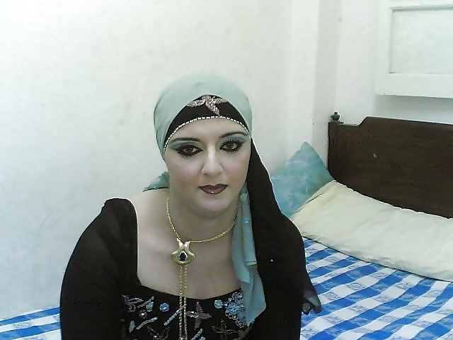 Belles Femmes Visage Arab Pour Cum #20563298
