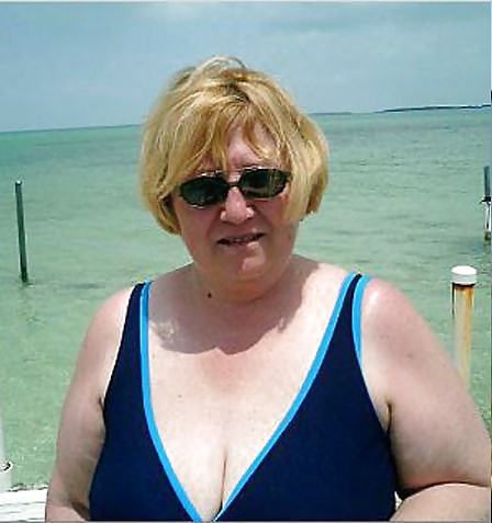 Swimsuit bikini bra bbw mature dressed teen big tits - 69 #12991834