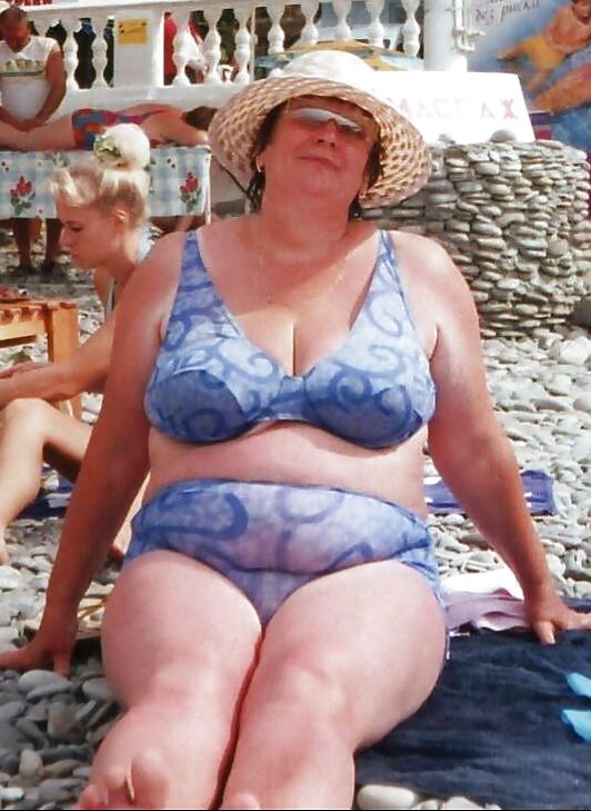 Swimsuit bikini bra bbw mature dressed teen big tits - 69 #12991857