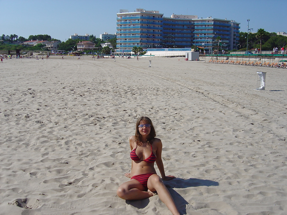 Blonde schuelerin im urlaub
 #21073968