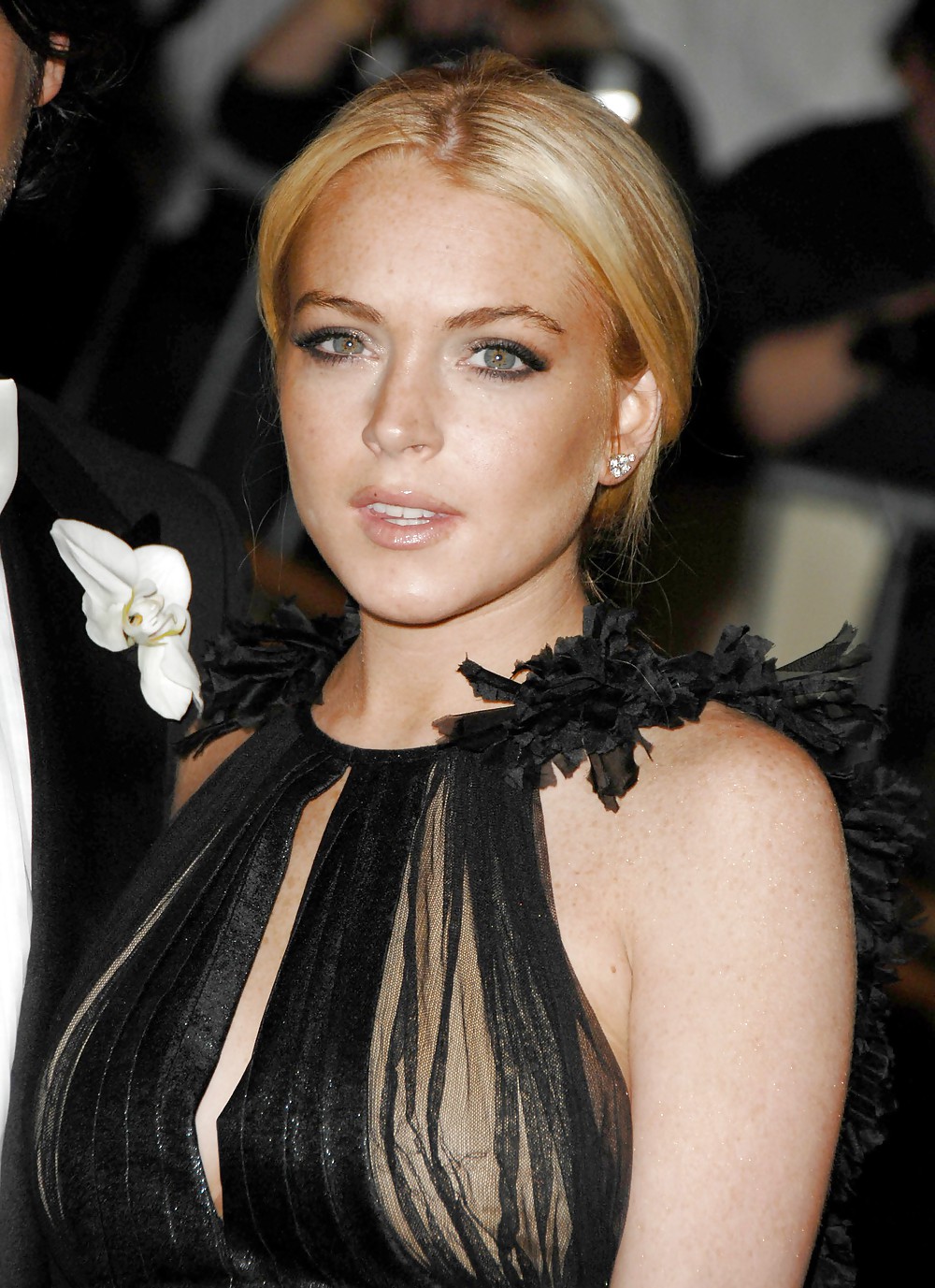 Lindsay Lohan ... In Sexy Schwarzen Kleid #12735182