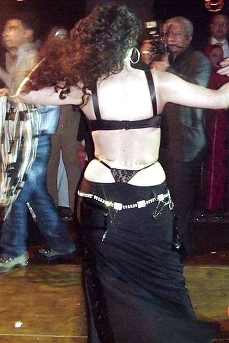 DINA arabic Dancer #9957579