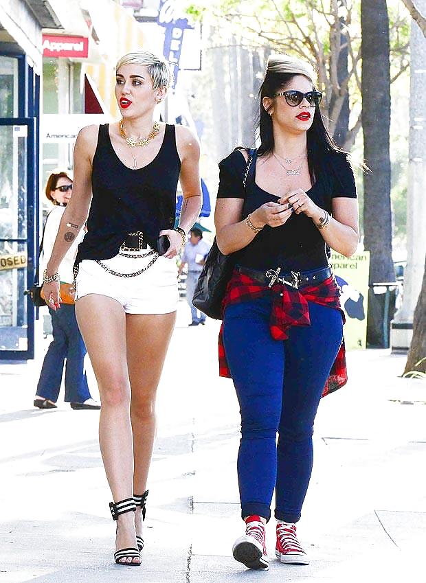Miley Cyrus Sexy Hotpants shopping in Los Angeles April 2013 #17765822