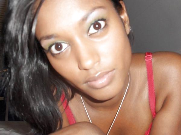 HOT AMATEUR...INDY #8860438