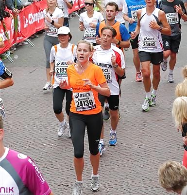 Susanne Steiginga Partei Mädchen Kurzes Kleid #18342636