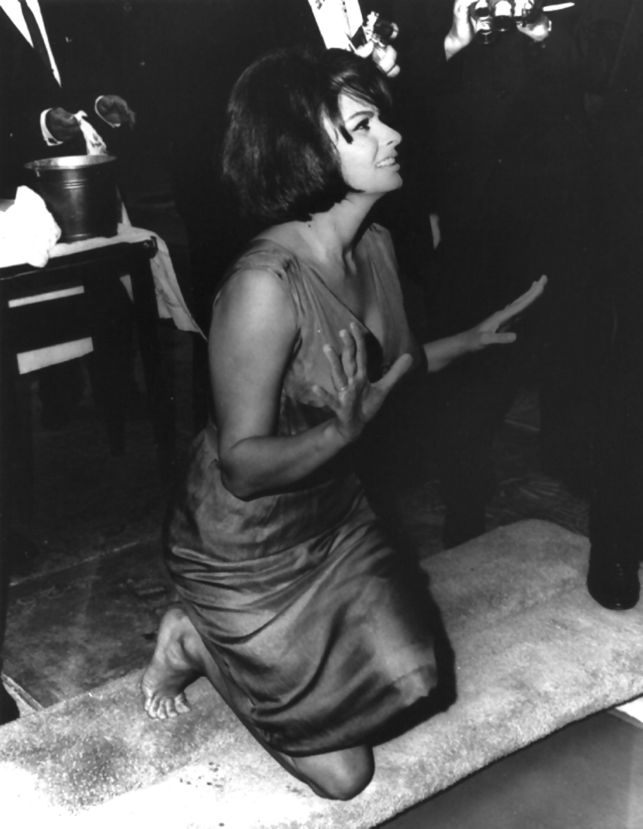 Sophia Loren Foot Pics #7813645