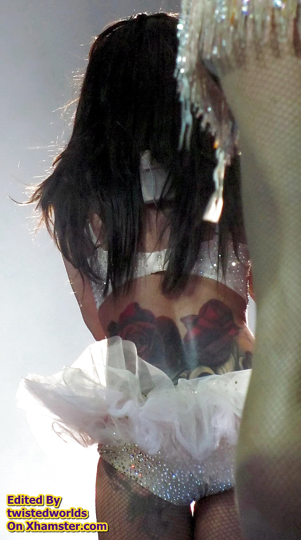 声に出して女の子 2 by twistedworlds
 #21699914