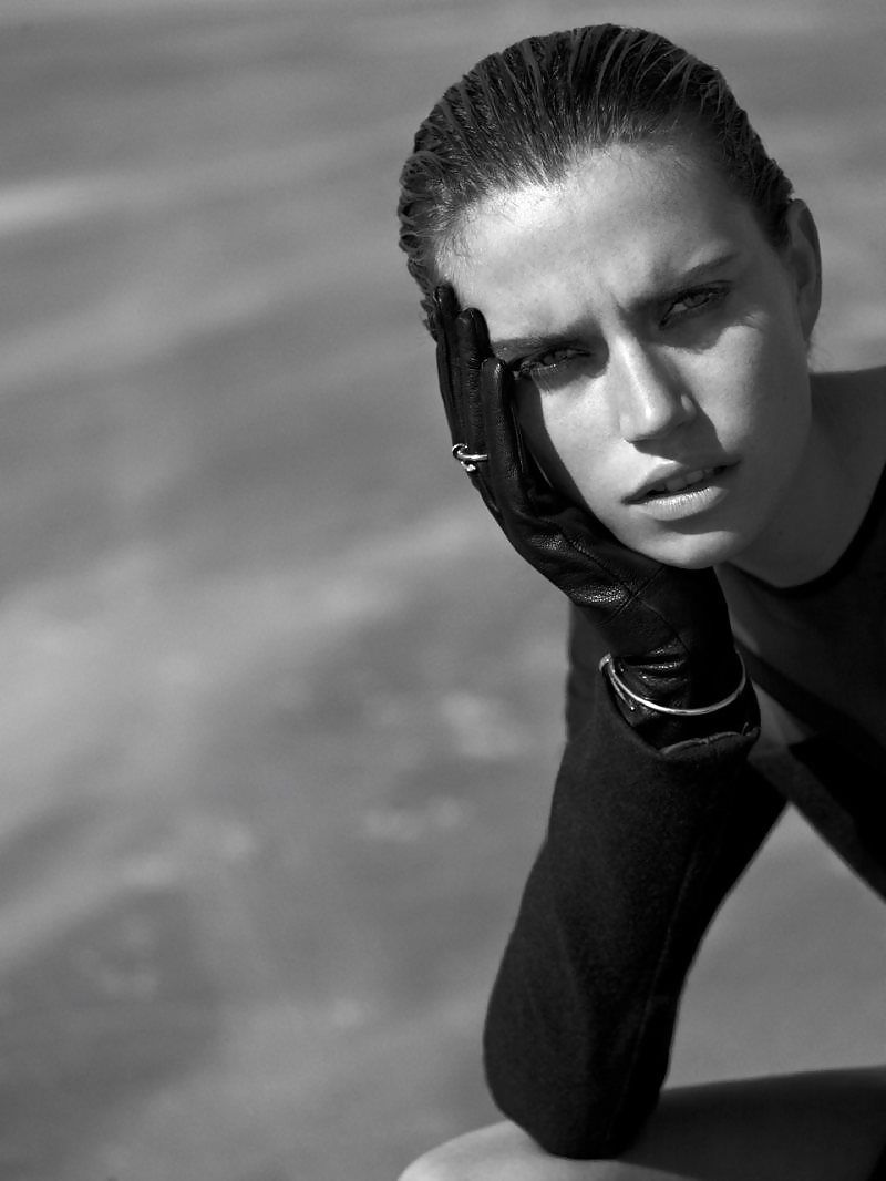 Algo nuevo, algo prestado
 #22457832