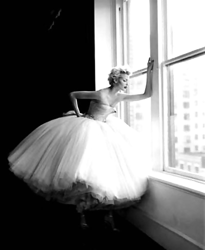 Algo nuevo, algo prestado
 #22458290