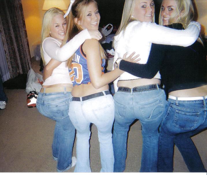 Beautys In Jeans - Keine Pornos, Aber Sexy #22806237