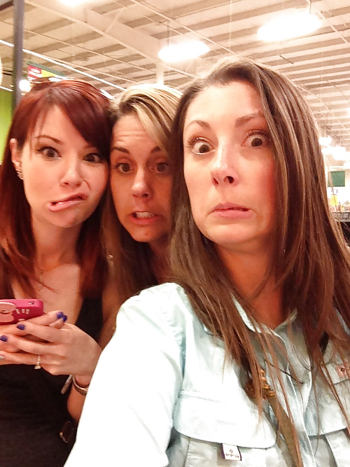 Gorgeous goofy girls
 #19870171