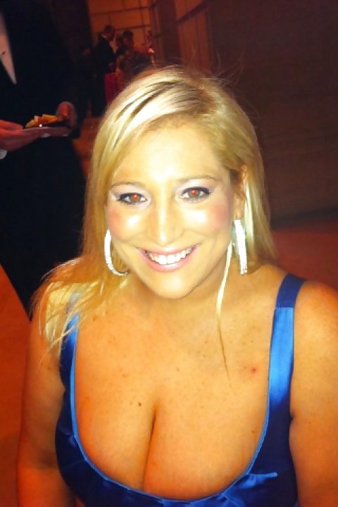 Smutdates.com Username 'bustyvikki' #8940146