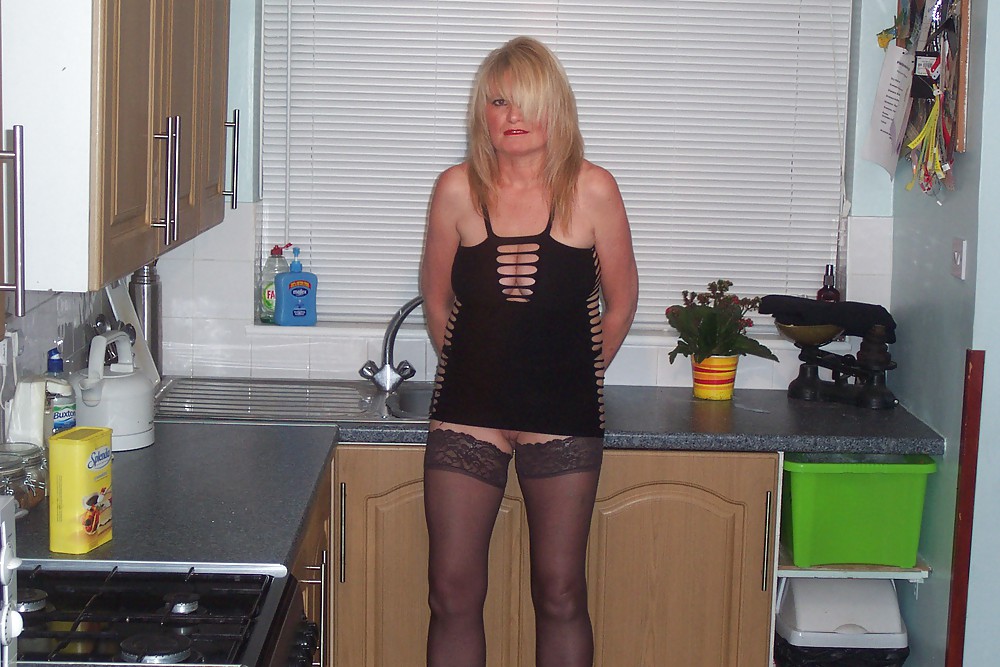 Uk amateur slut milf samantha in black dress part 2
 #6279587