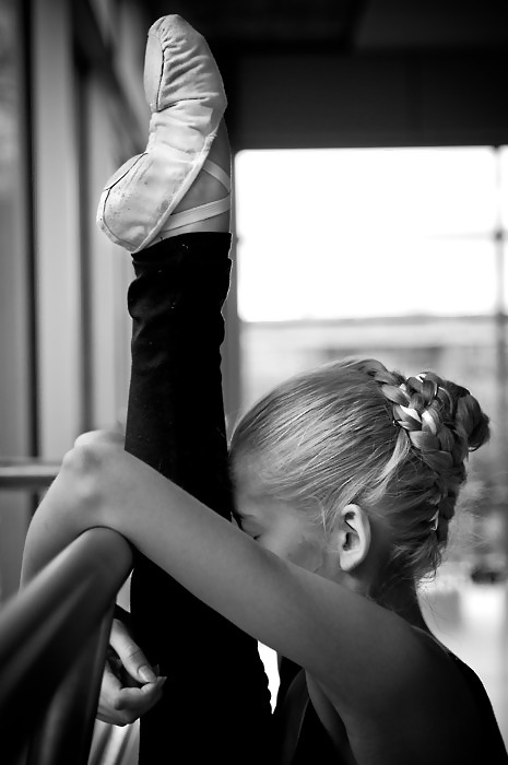 Dancers and ballerinas #6150596