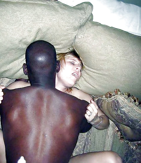 白人女性にオルガズムを与える黒人たち
 #6064318