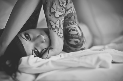 刺青をした女の子のホットネスをもっと見る - bd71
 #7895538