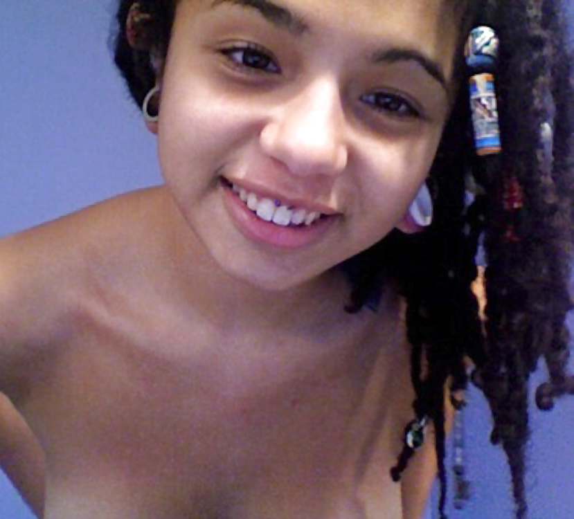 Ayudándome a correrme
 #18813830