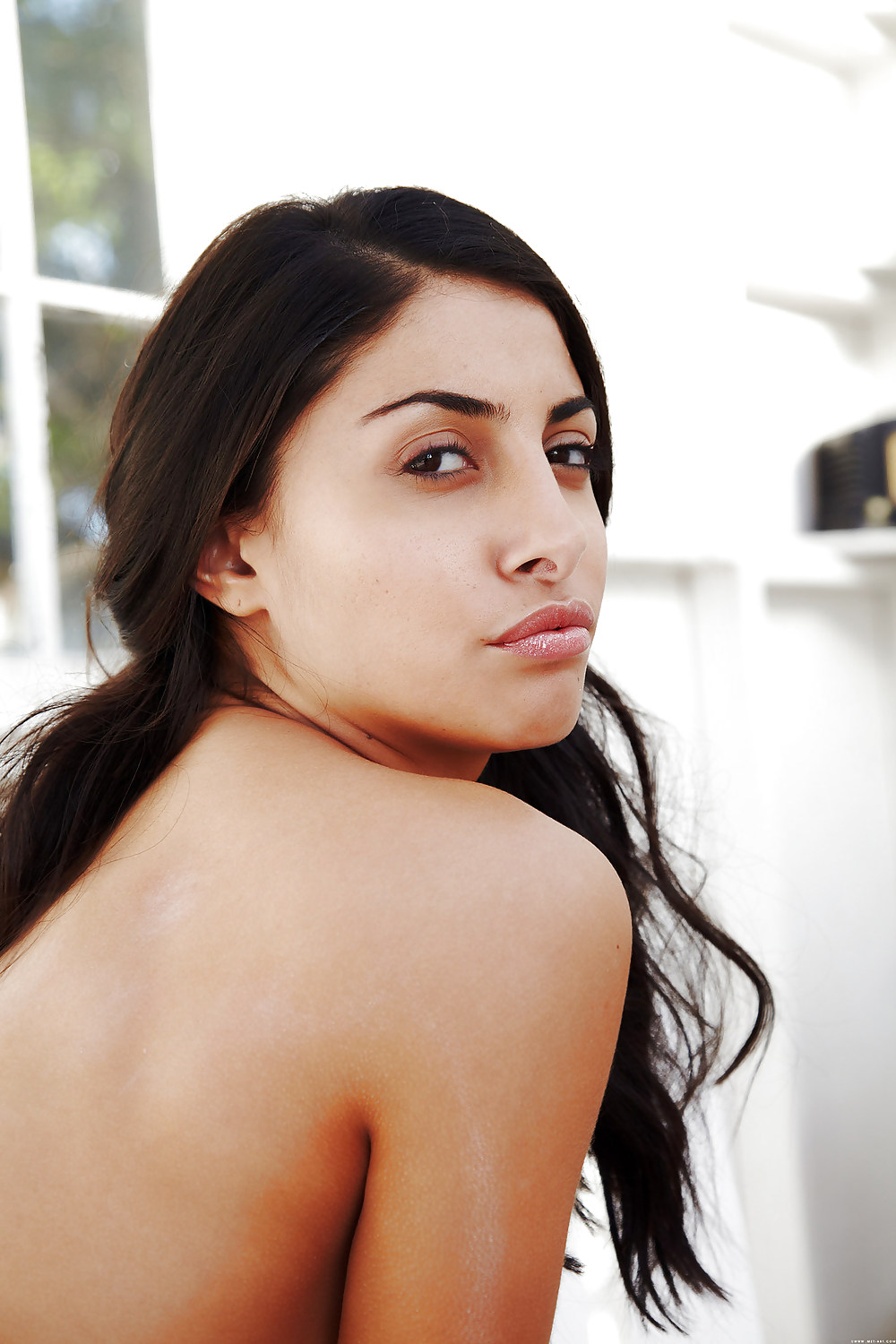 アガルタ
 #13881745