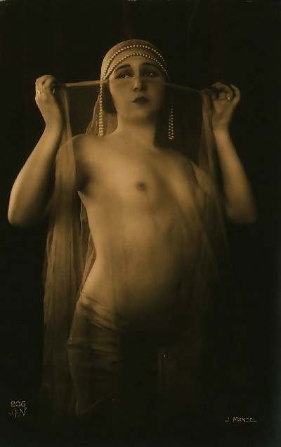 Arte de la foto erótica de la vendimia 2 - varios artistas c. 1880
 #6170633