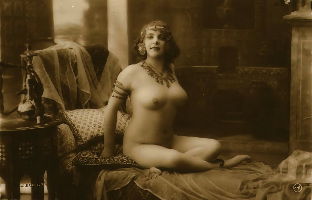 Arte de la foto erótica de la vendimia 2 - varios artistas c. 1880
 #6170772