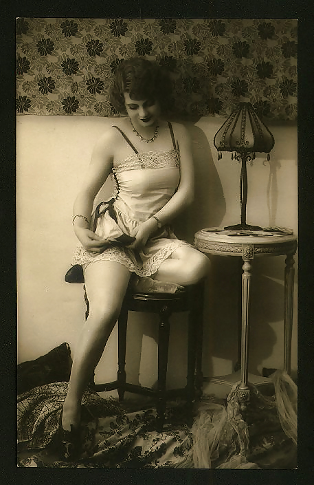 Arte de la foto erótica de la vendimia 2 - varios artistas c. 1880
 #6170843