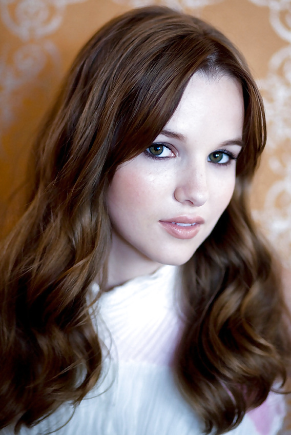 Kay panabaker
 #17825363